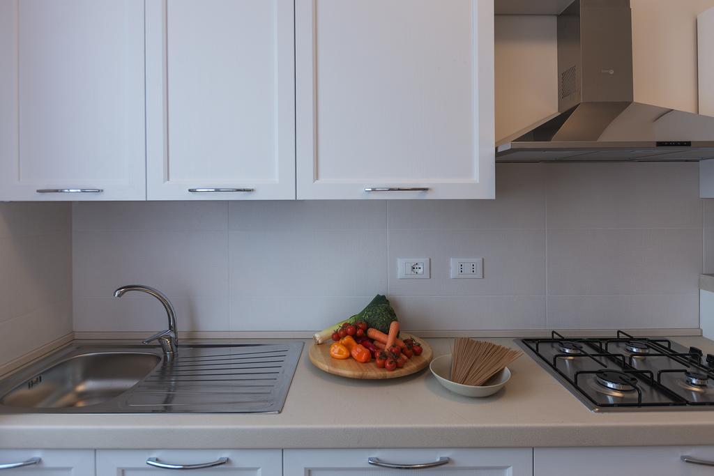 St. Vitale'S Basilic View Elegant Apartment ราเวนนา ภายนอก รูปภาพ