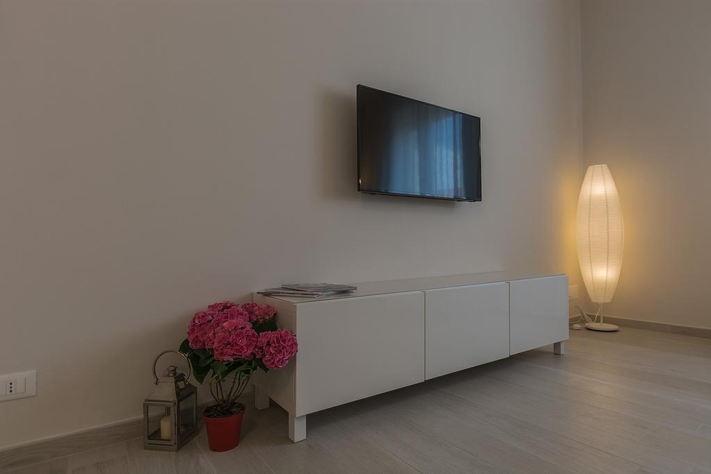 St. Vitale'S Basilic View Elegant Apartment ราเวนนา ภายนอก รูปภาพ